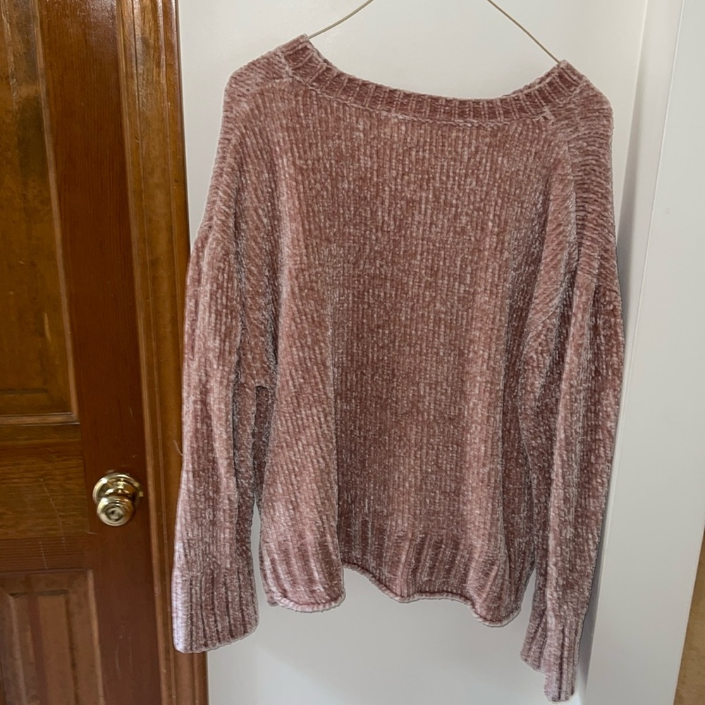 Women’s Pink Sweater